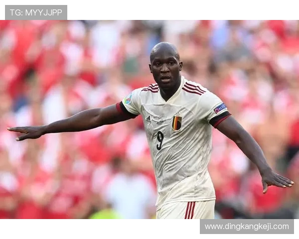 卢卡库重返赛场展现实力球迷期待他引领球队再创辉煌